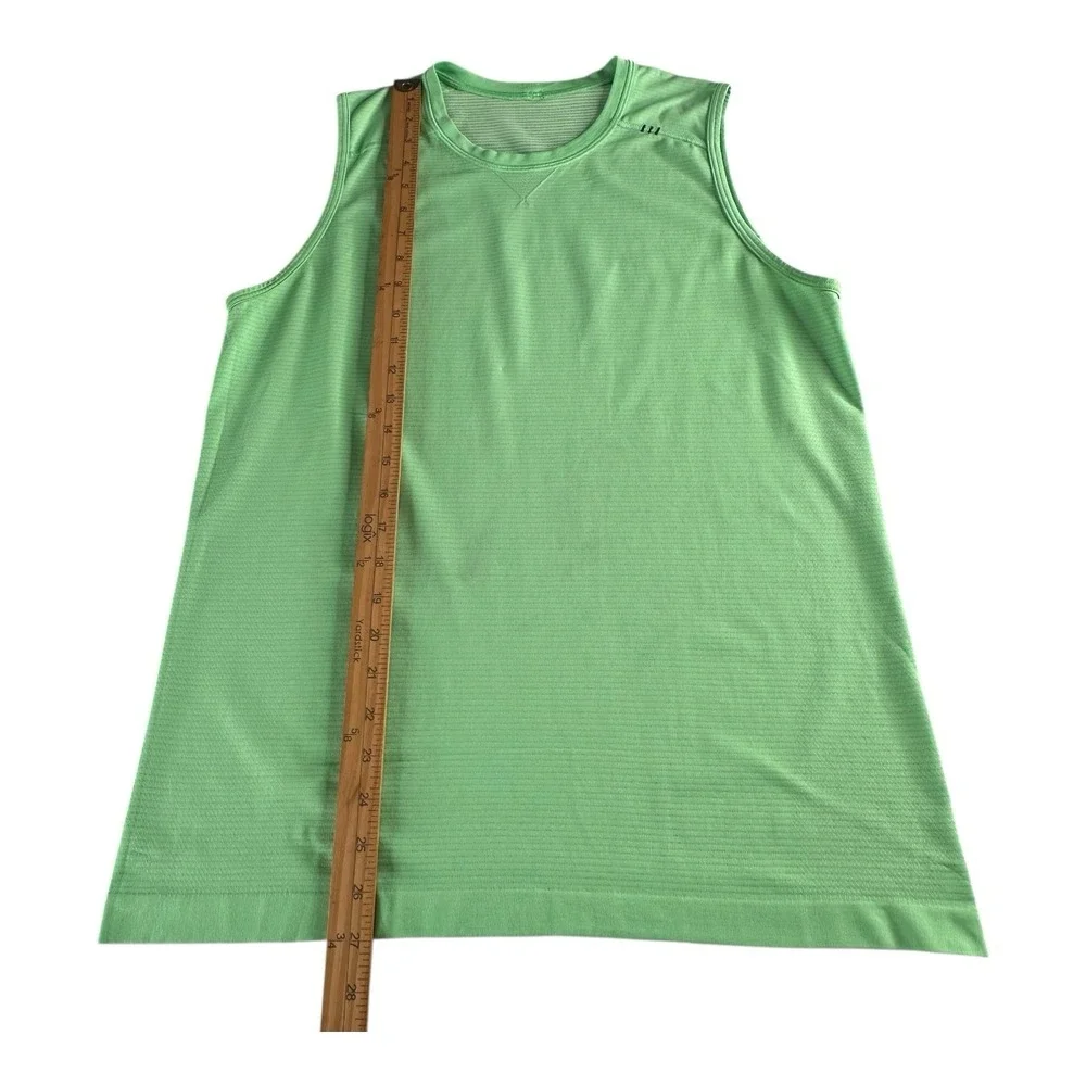Lululemon Women's Tank Top Green Size M Stretch‎ Your Head